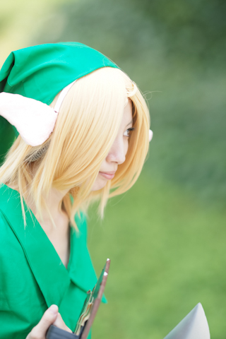 ‘DB真人’侯佩岑补度蜜月 与老公亲密相拥羡煞旁人(图)