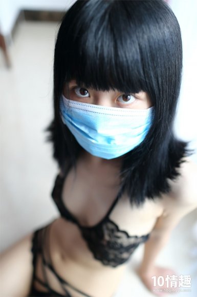 DB真人官网|港媒曝许志安黄心颖秘交近两年 两人早已眉来眼去